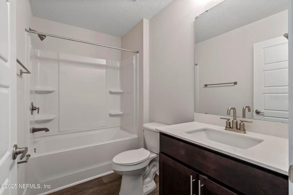 For Sale: $355,900 (3 beds, 2 baths, 1780 Square Feet)