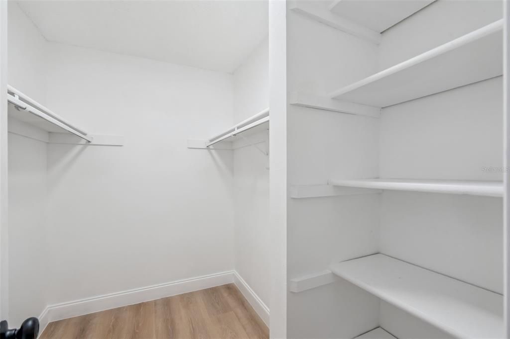 En Venta: $450,000 (4 camas, 2 baños, 1475 Pies cuadrados)