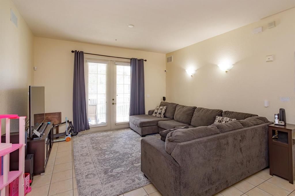 En Venta: $250,000 (3 camas, 2 baños, 1433 Pies cuadrados)