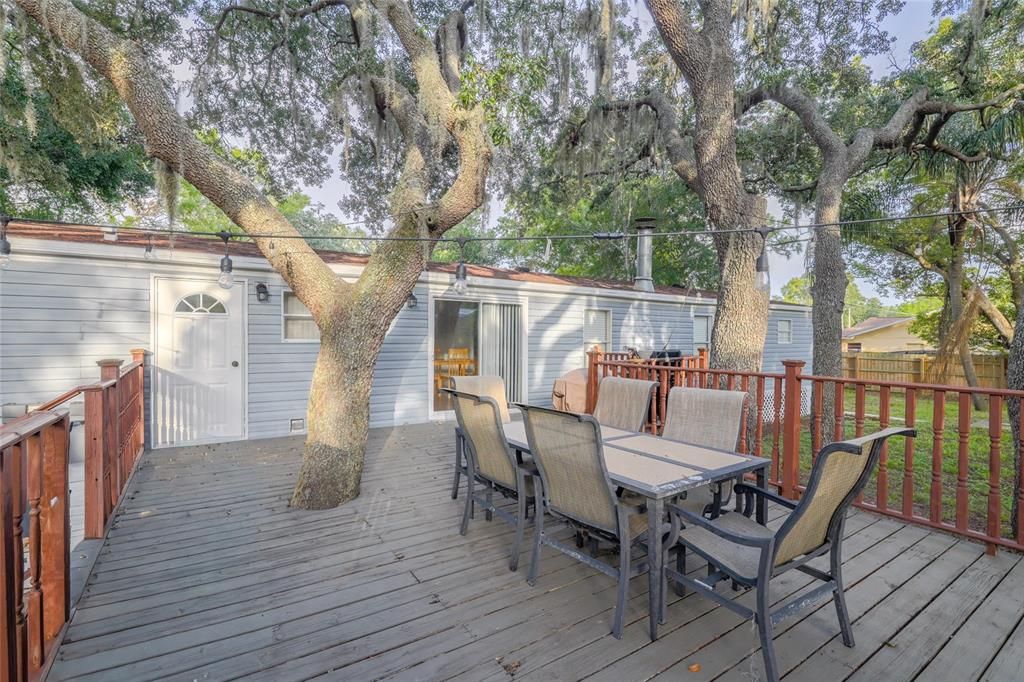 En Venta: $299,000 (3 camas, 2 baños, 2079 Pies cuadrados)