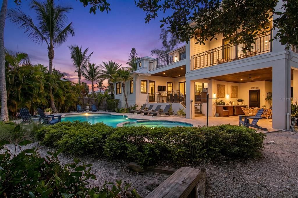 For Sale: $4,000,000 (4 beds, 4 baths, 3442 Square Feet)