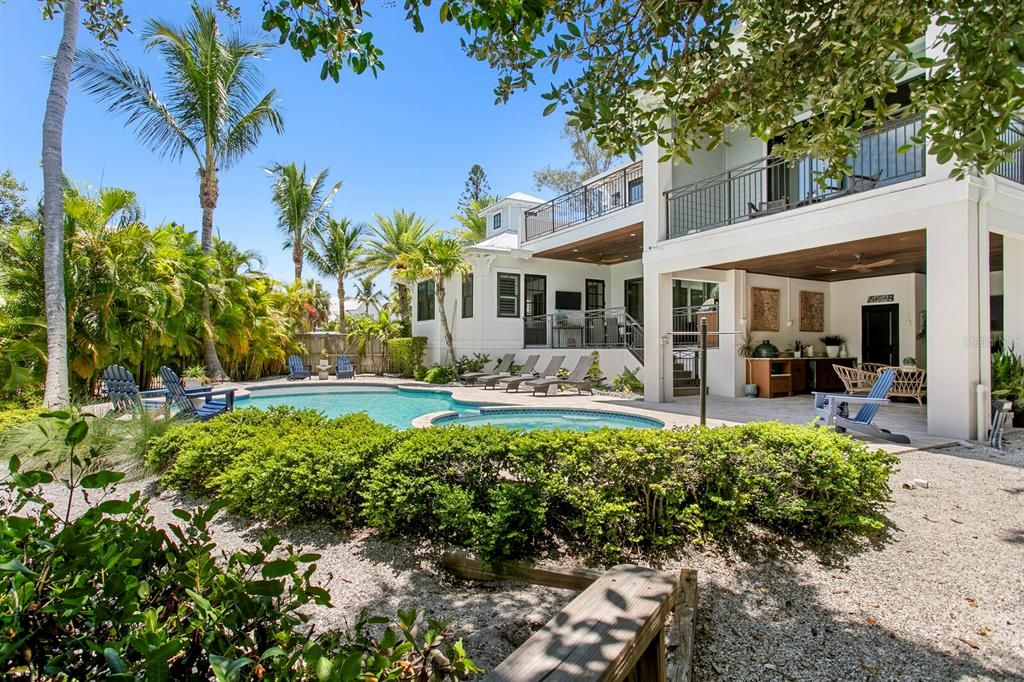 For Sale: $4,000,000 (4 beds, 4 baths, 3442 Square Feet)