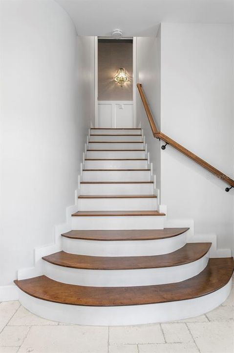 For Sale: $4,000,000 (4 beds, 4 baths, 3442 Square Feet)