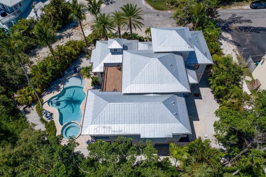 For Sale: $4,000,000 (4 beds, 4 baths, 3442 Square Feet)