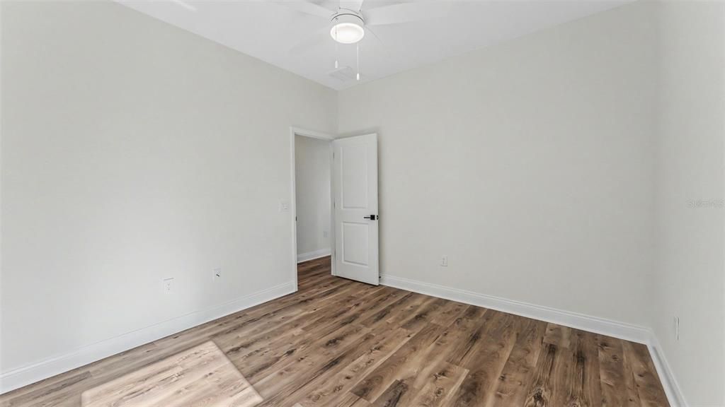 На продажу: $435,000 (4 спален, 2 ванн, 2225 Квадратных фут)