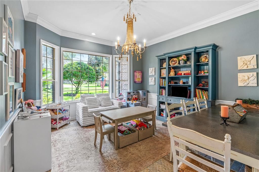 For Sale: $1,250,000 (5 beds, 5 baths, 4628 Square Feet)