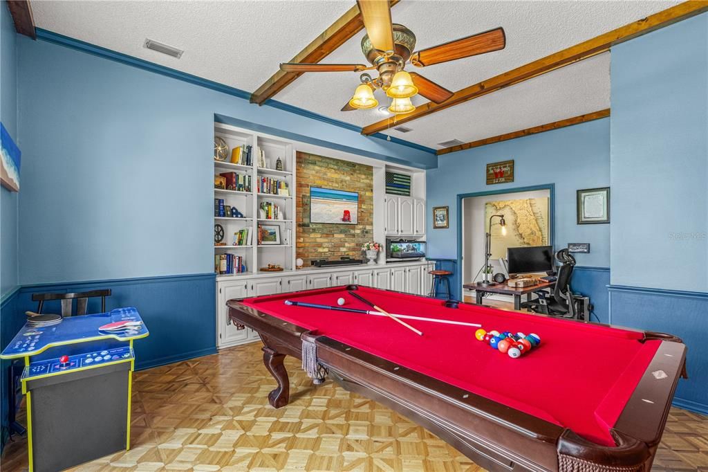 For Sale: $1,250,000 (5 beds, 5 baths, 4628 Square Feet)
