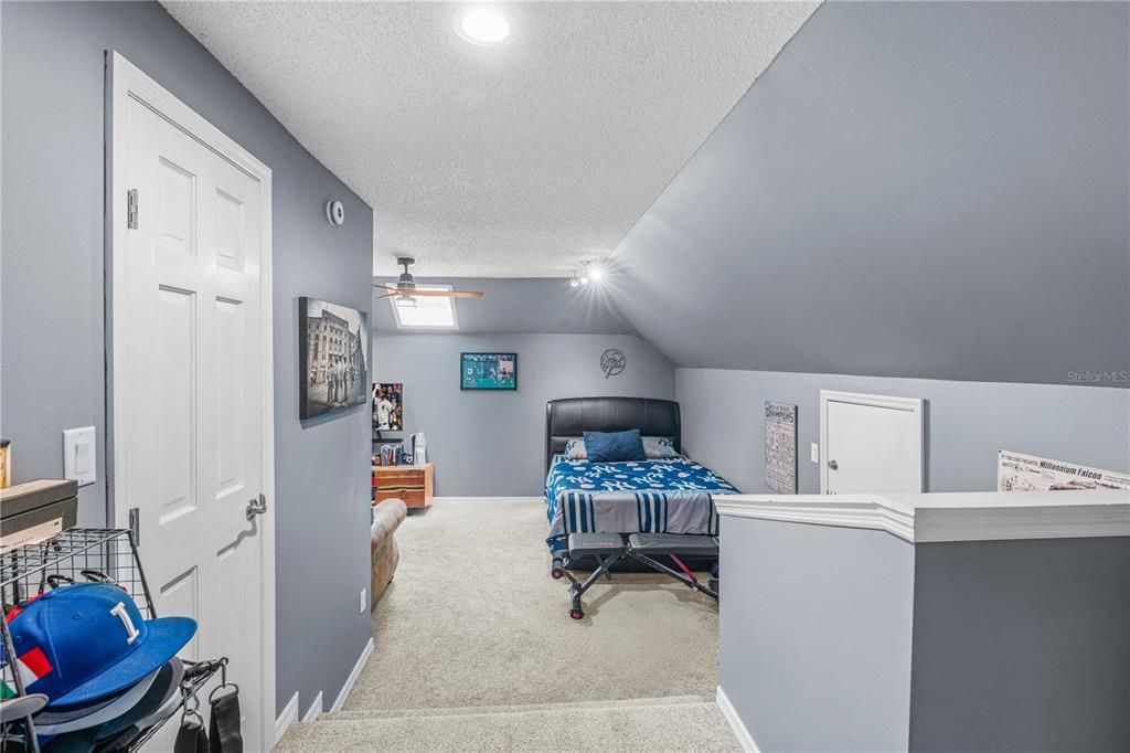 For Sale: $1,250,000 (5 beds, 5 baths, 4628 Square Feet)