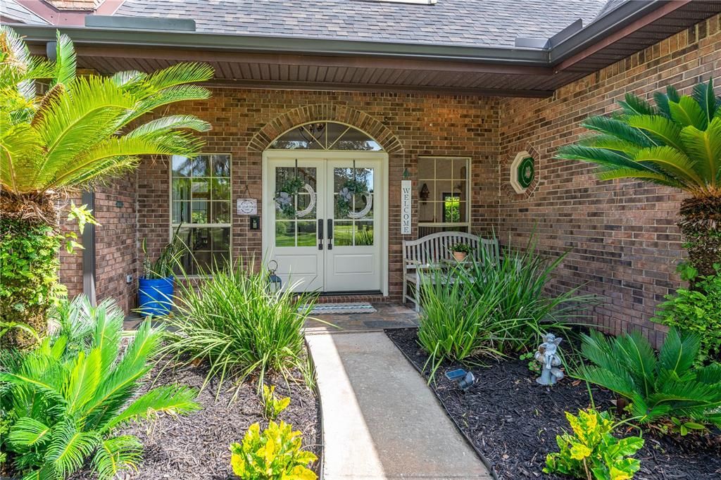 For Sale: $1,250,000 (5 beds, 5 baths, 4628 Square Feet)
