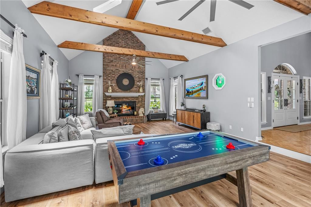 For Sale: $1,250,000 (5 beds, 5 baths, 4628 Square Feet)