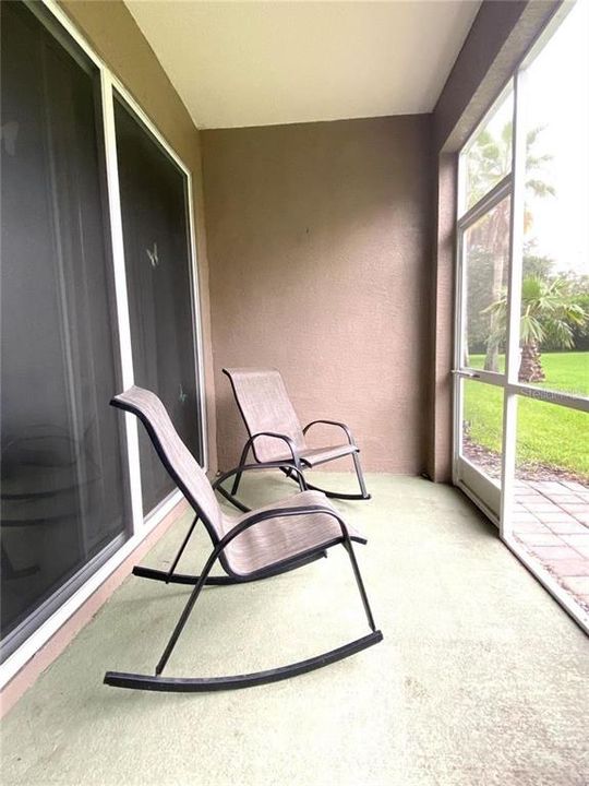 For Rent: $2,225 (2 beds, 2 baths, 1272 Square Feet)