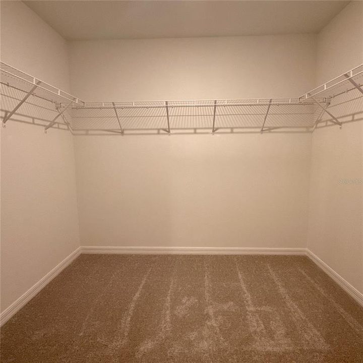 В аренду: $2,600 (4 спален, 3 ванн, 2174 Квадратных фут)