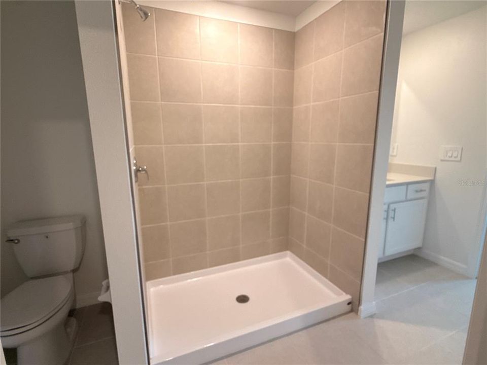 В аренду: $2,600 (4 спален, 3 ванн, 2174 Квадратных фут)