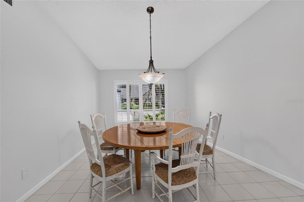 En Venta: $850,000 (4 camas, 3 baños, 2785 Pies cuadrados)