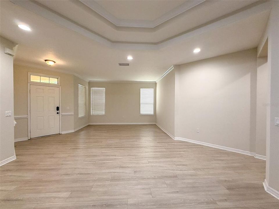 For Rent: $3,200 (4 beds, 2 baths, 2300 Square Feet)
