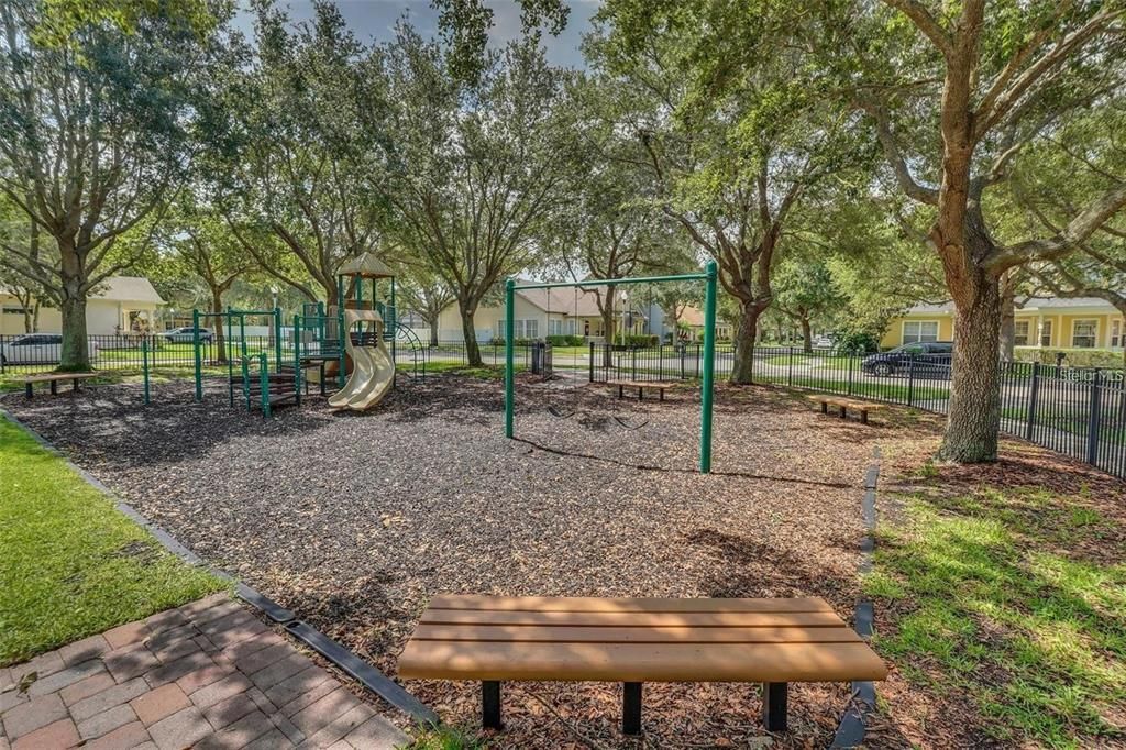 For Rent: $3,200 (4 beds, 2 baths, 2300 Square Feet)