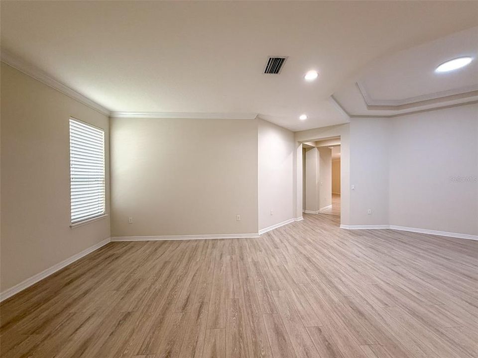 For Rent: $3,200 (4 beds, 2 baths, 2300 Square Feet)