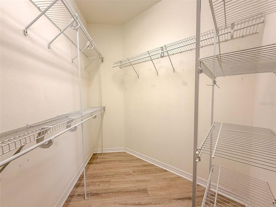 For Rent: $3,200 (4 beds, 2 baths, 2300 Square Feet)