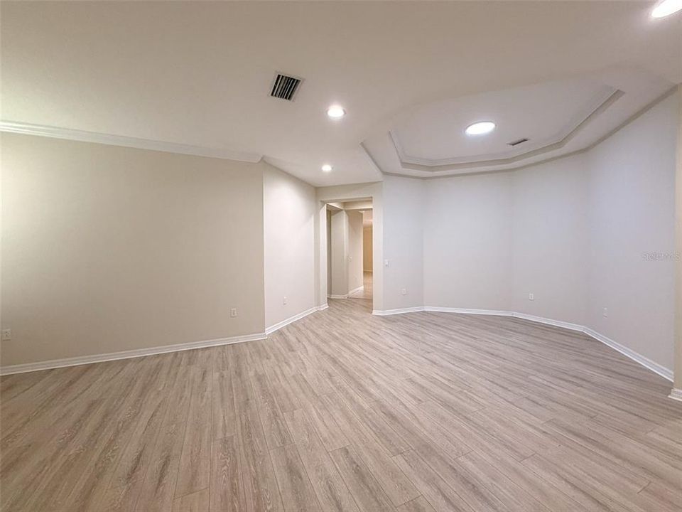For Rent: $3,200 (4 beds, 2 baths, 2300 Square Feet)