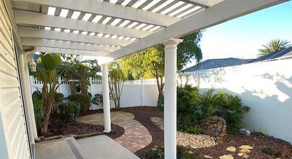 For Rent: $2,000 (2 beds, 2 baths, 1278 Square Feet)