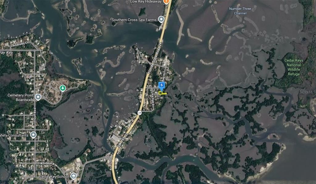 На продажу: $99,999 (0.20 acres)