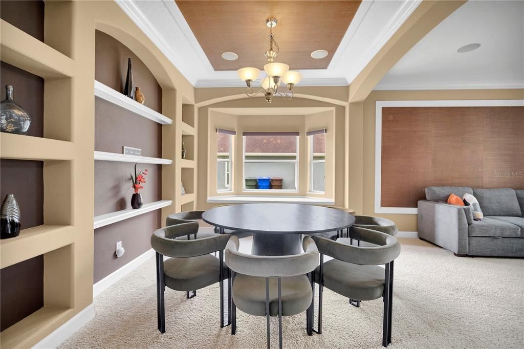 En Venta: $695,000 (5 camas, 4 baños, 2891 Pies cuadrados)