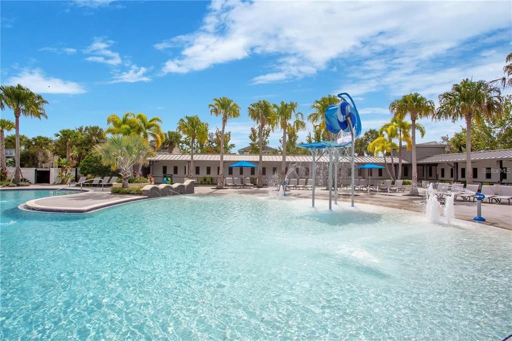 Active With Contract: $419,900 (2 beds, 2 baths, 1643 Square Feet)