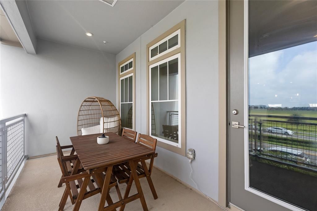 Active With Contract: $419,900 (2 beds, 2 baths, 1643 Square Feet)