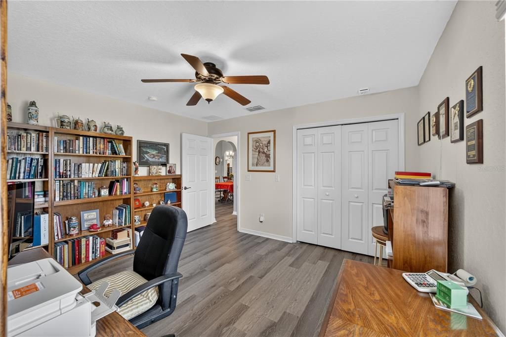 For Sale: $332,750 (3 beds, 2 baths, 1974 Square Feet)
