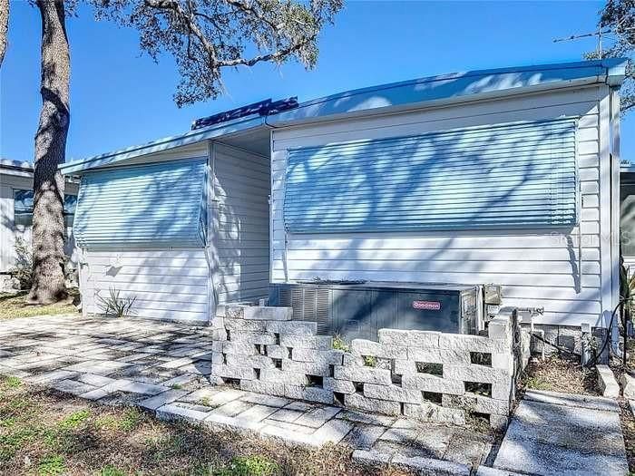 На продажу: $79,000 (1 спален, 1 ванн, 576 Квадратных фут)