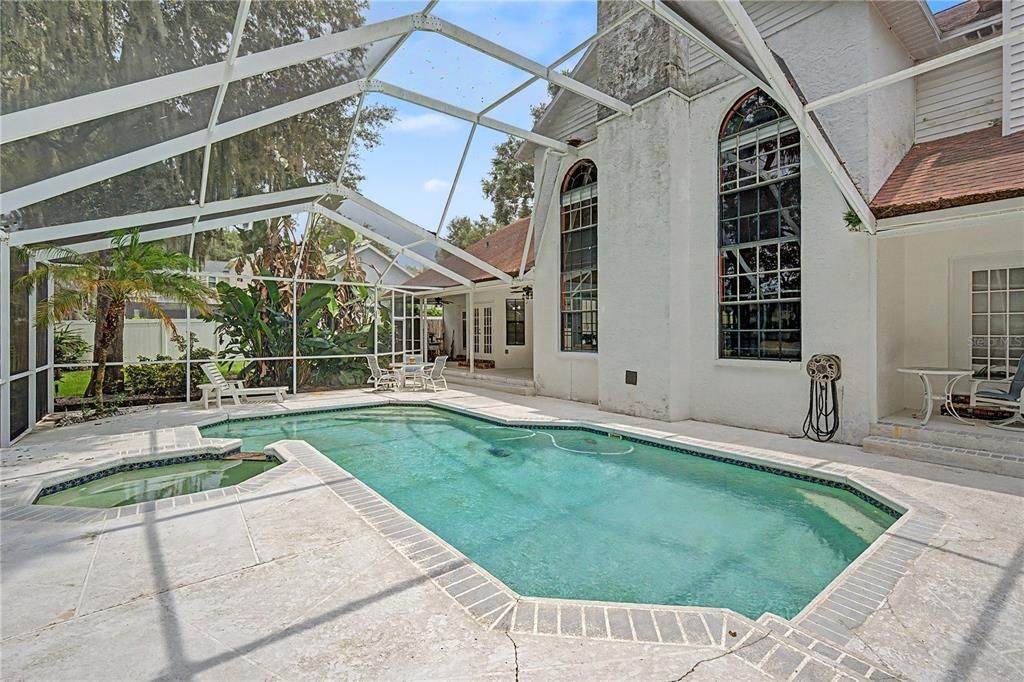 En Venta: $699,000 (4 camas, 4 baños, 3320 Pies cuadrados)