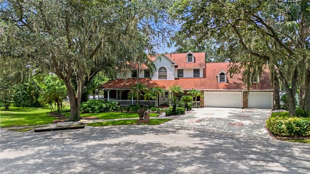 En Venta: $699,000 (4 camas, 4 baños, 3320 Pies cuadrados)