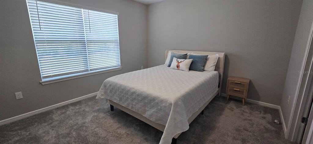 For Rent: $2,595 (3 beds, 2 baths, 1256 Square Feet)