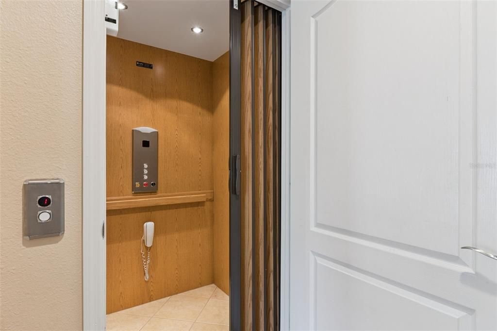 На продажу: $445,000 (4 спален, 3 ванн, 2132 Квадратных фут)