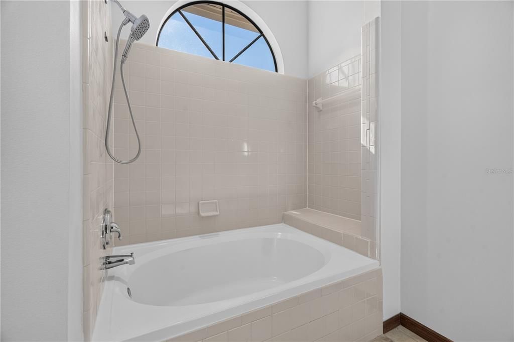 В аренду: $2,650 (3 спален, 2 ванн, 1647 Квадратных фут)