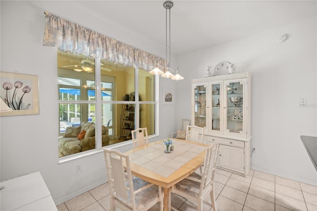 En Venta: $530,000 (3 camas, 2 baños, 2763 Pies cuadrados)