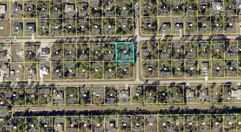 For Sale: $24,000 (0.34 acres)