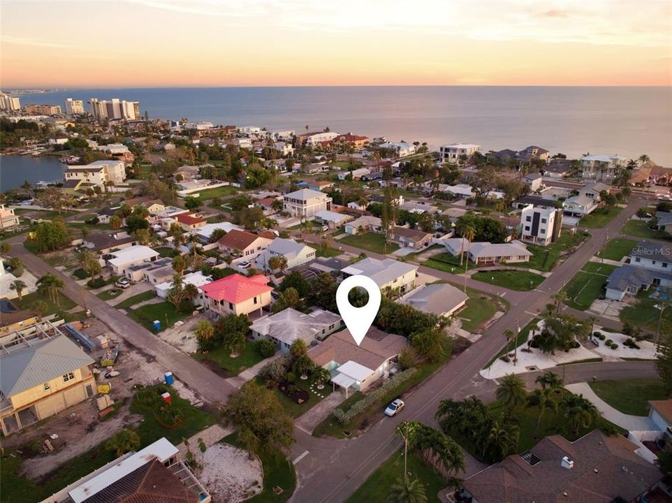 En Venta: $699,900 (2 camas, 2 baños, 1530 Pies cuadrados)
