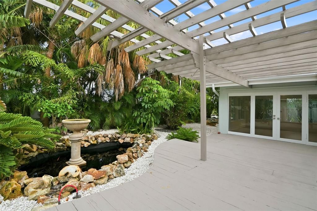 En Venta: $699,900 (2 camas, 2 baños, 1530 Pies cuadrados)