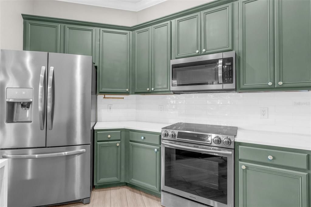 На продажу: $599,999 (4 спален, 2 ванн, 2117 Квадратных фут)