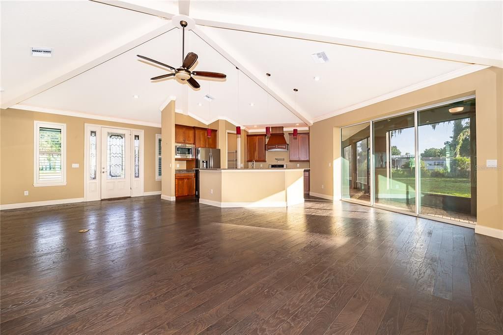 En Venta: $1,050,000 (3 camas, 2 baños, 2383 Pies cuadrados)