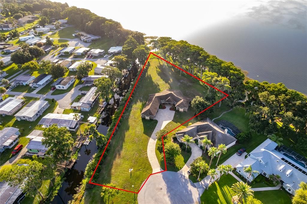 En Venta: $1,050,000 (3 camas, 2 baños, 2383 Pies cuadrados)