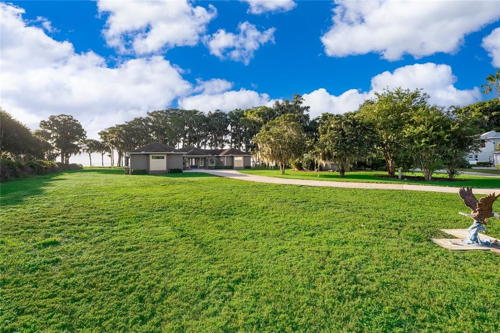 En Venta: $1,050,000 (3 camas, 2 baños, 2383 Pies cuadrados)