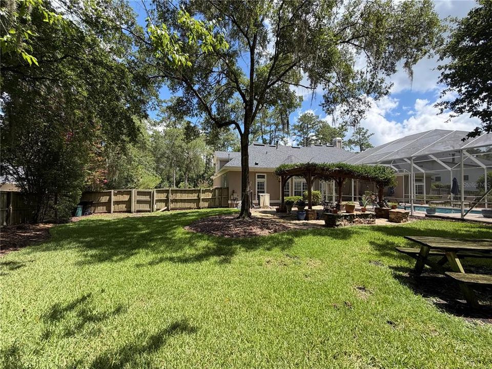 For Sale: $985,900 (5 beds, 4 baths, 3608 Square Feet)
