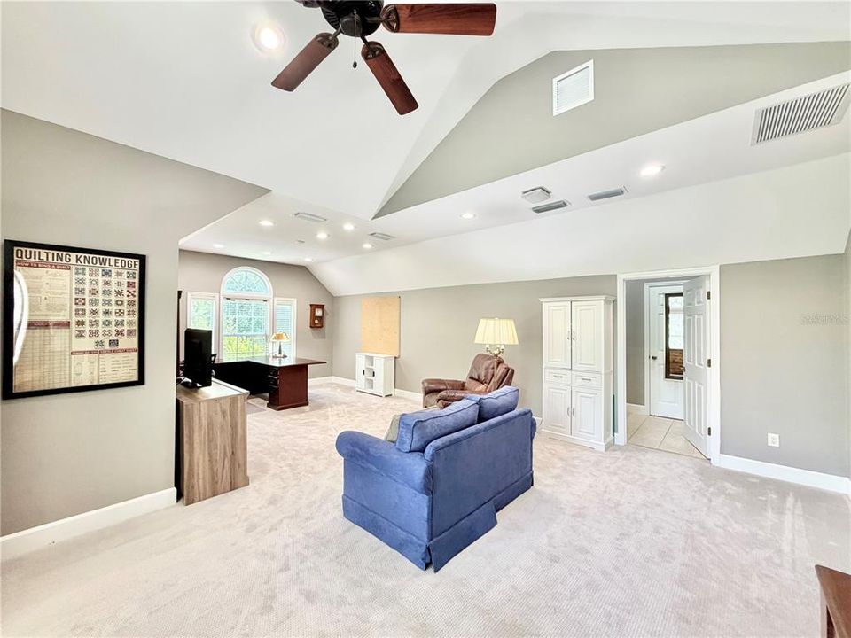 For Sale: $985,900 (5 beds, 4 baths, 3608 Square Feet)