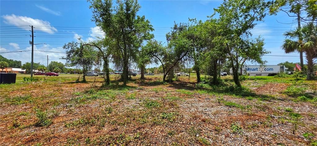 На продажу: $375,000 (1.41 acres)
