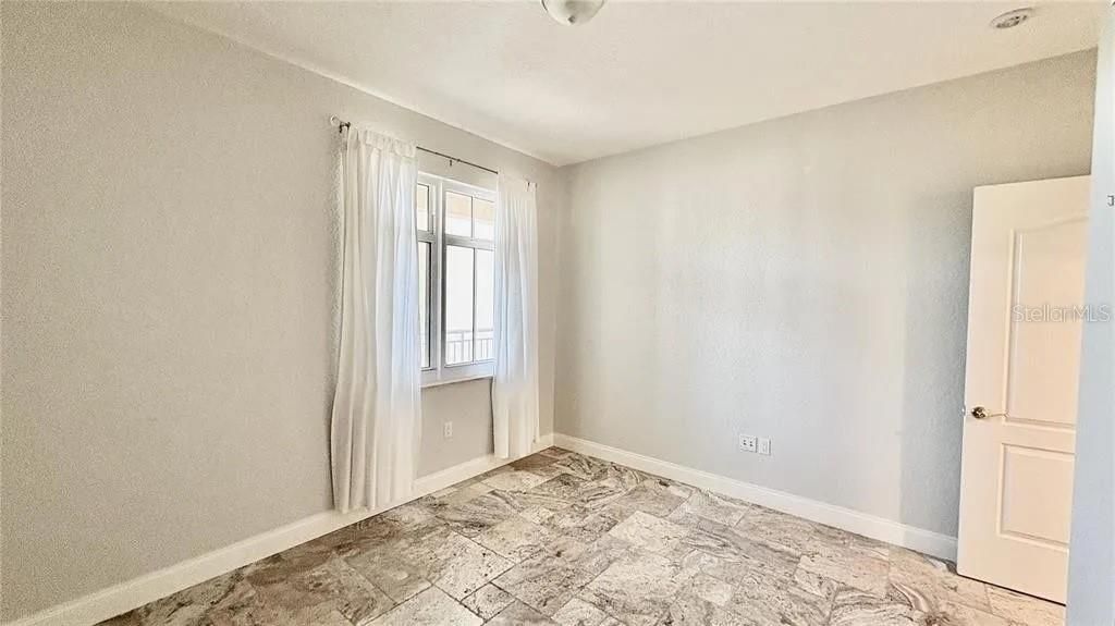 В аренду: $4,300 (3 спален, 3 ванн, 2117 Квадратных фут)