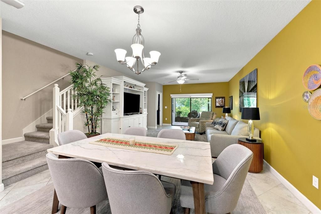 For Sale: $289,900 (2 beds, 2 baths, 1713 Square Feet)