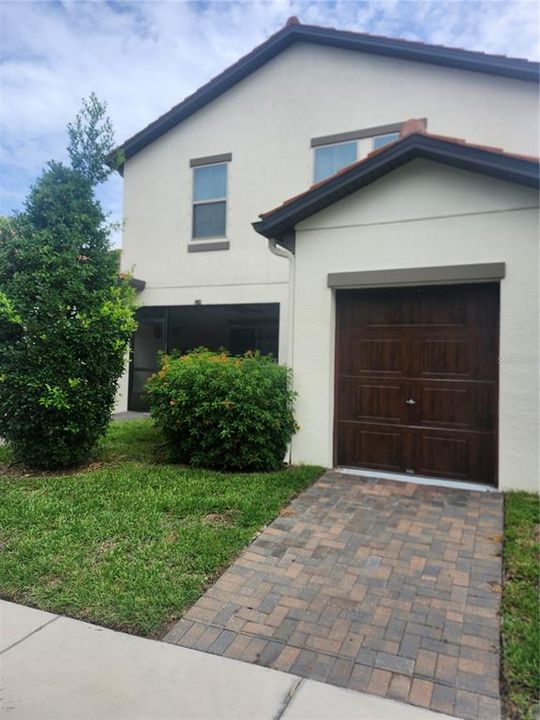 For Sale: $289,900 (2 beds, 2 baths, 1713 Square Feet)