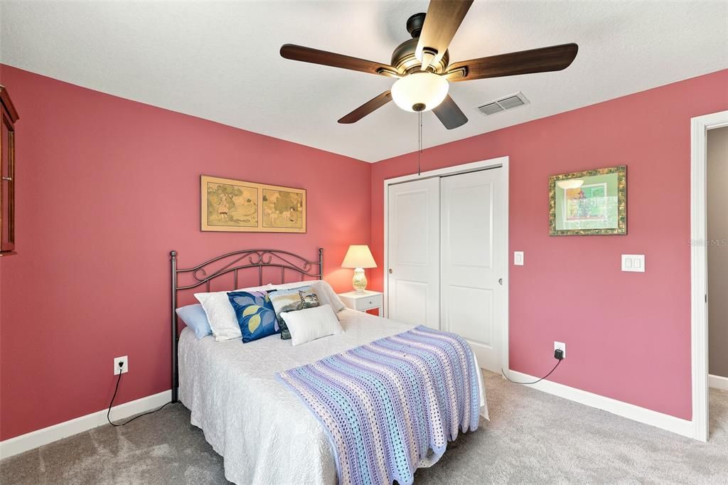 For Sale: $289,900 (2 beds, 2 baths, 1713 Square Feet)
